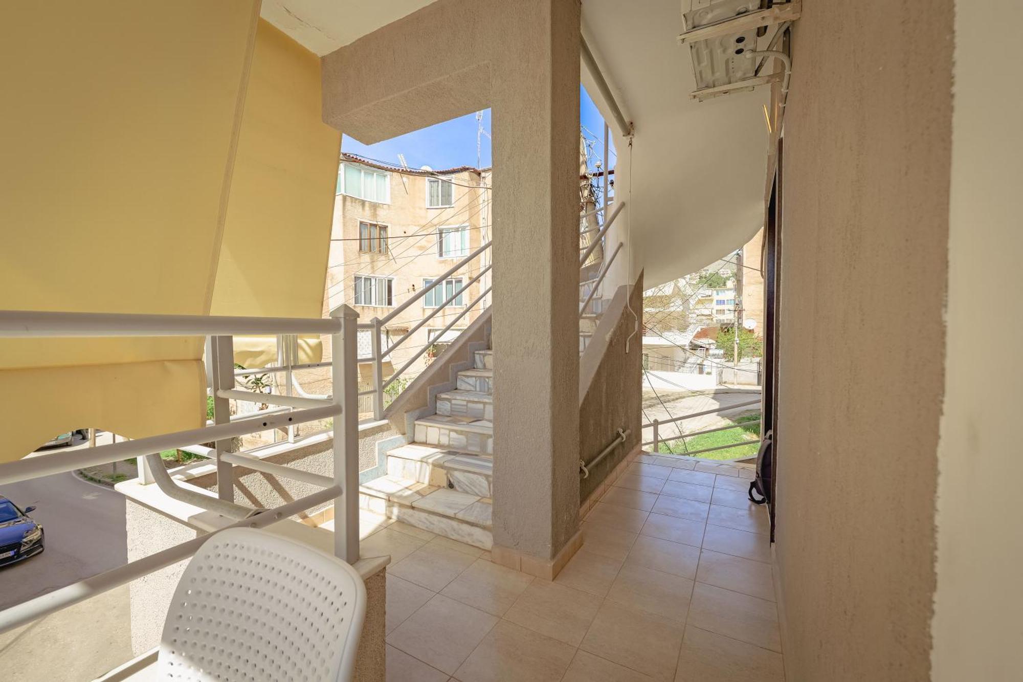 Costa Verde Suites Saranda エクステリア 写真
