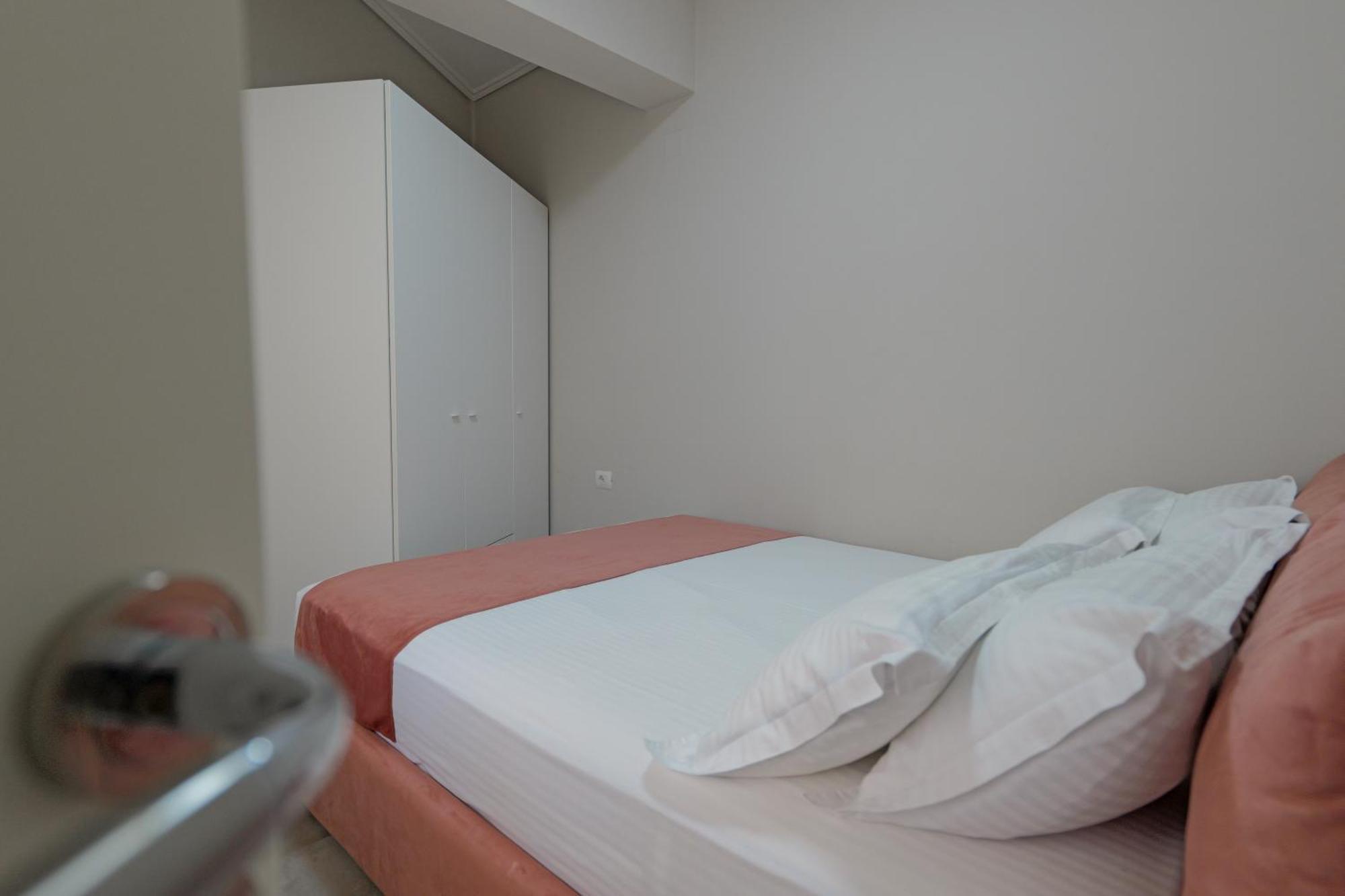 Costa Verde Suites Saranda エクステリア 写真